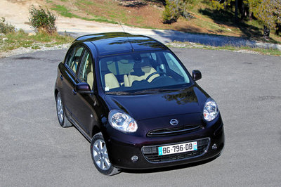 & 028C01EA04064122-photo-serie-limitee-nissan-micra-lolita-lempicka.jpg