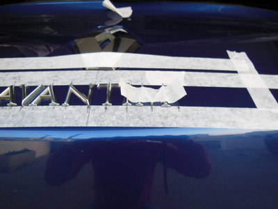 DSCN4043.JPG (3.24 Mio) Consulté 9829 fois Le scotch de carrossier permet la manipulation  des lettres sans difficulté