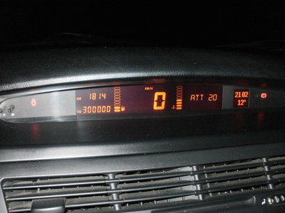 300 000 km.JPG (348.79 Kio) Consulté 14877 fois Que du bonheur