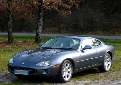 jag1.jpg (958.12 Kio) Consulté 9458 fois Modèle 1998, 170 000Km