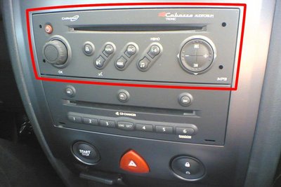 Carminat2 8200 487 887.jpg