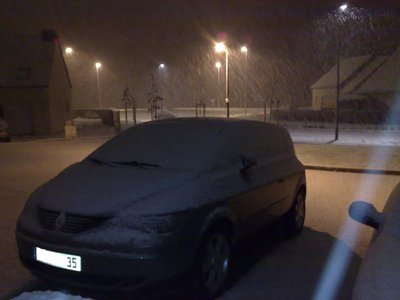 18122009203.jpg (126.85 Kio) Consulté 18906 fois que c'est beau la neige
