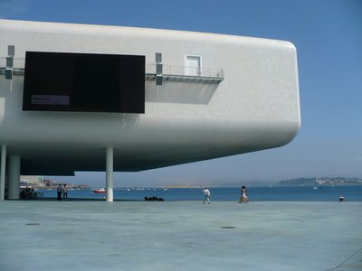 rio3.jpg (571.83 Kio) Consulté 10792 fois Renzo Piano à Santander, superbe!