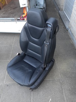 Avantime seats 8.jpg