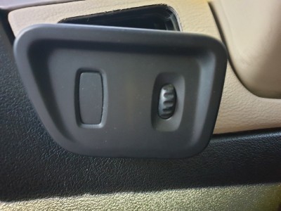 regulateur_1.jpg (3.67 Mio) Consulté 7112 fois Le support avec le cache