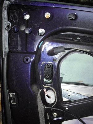 Positionnement vitre pour remontage : alignement support galets et trou porte