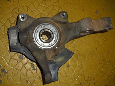 BVA - remplacement 1-2 trains (5).JPG (201.48 Kio) Consulté 6856 fois Le roulement neuf (SNR) posé par Avantime91 dans le porte-fusée ! (en effet, sans presse, ça semblait compromis...)