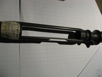 levier de vitesse 004.jpg (1.65 Mio) Consulté 17820 fois Le manche