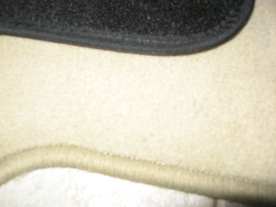 Photo bordure tapis origine beige / soncar noir .jpg