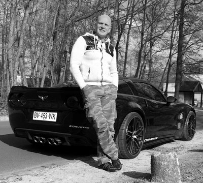 corvette noir et blanc.jpg