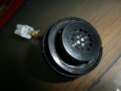 & nouveau buzzer collé sur ancien .JPG (4.92 Mio) Consulté 14115 fois Nouveau buzzer collé sur ancien